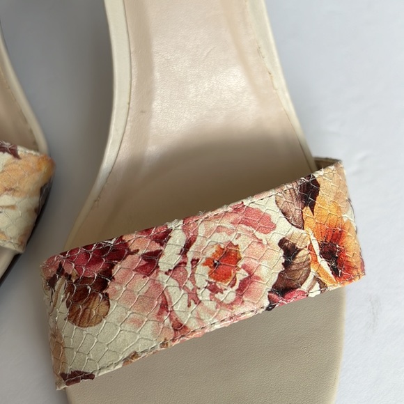 📌SOLD📌 EUC👠Cole Haan Hellen Floral Heels Grand OS SZ-7.5 - Picture 11 of 14